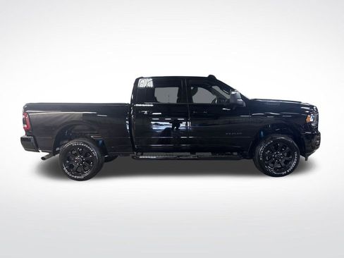 Used 2024 RAM 2500 Big Horn w/ Night Edition AWD/4WD image 7