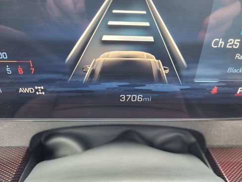 Certified 2025 Chevrolet Traverse RS w/ LPO, Floor Liner Package image 43