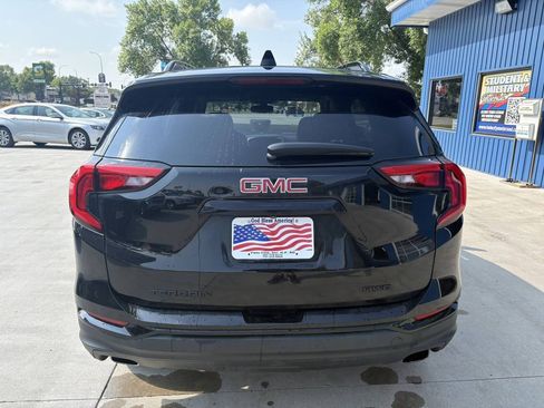 Used 2019 GMC Terrain SLE w/ Black Edition AWD/4WD image 7