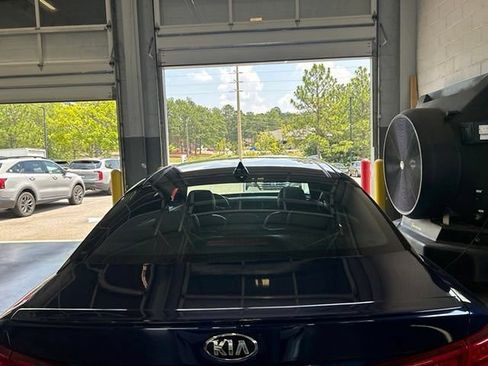 Used 2017 Kia Optima SX FWD image 6