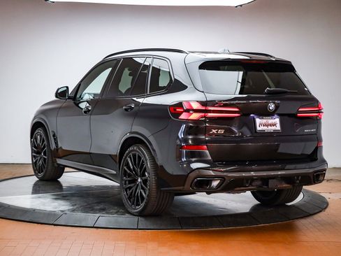 Used 2026 BMW X5 sDrive40i w/ M Sport Package image 2