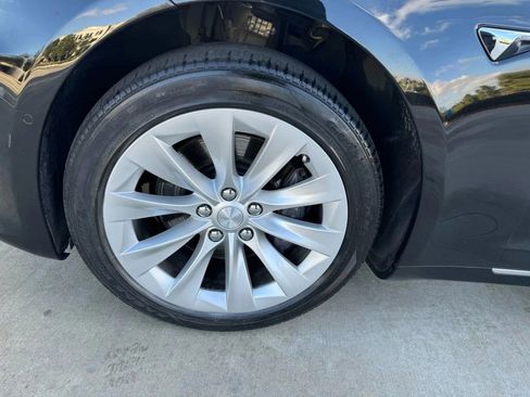 Used 2020 Tesla Model S Long Range Plus AWD/4WD image 55