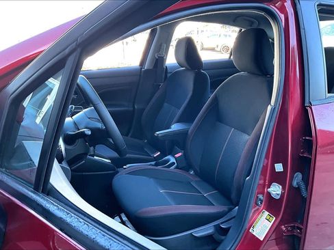 Used 2022 Nissan Versa SR w/ Trunk Package image 7