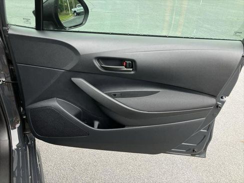 Certified 2025 Toyota Corolla LE FWD image 29