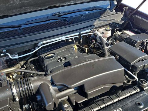 Used 2021 Chevrolet Colorado LT w/ Fleet Safety Package image 15