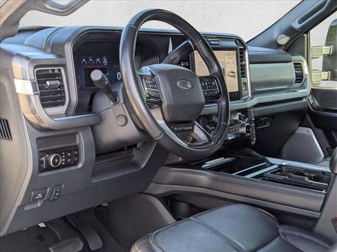 Used 2025 Ford F350 Platinum AWD/4WD image 10