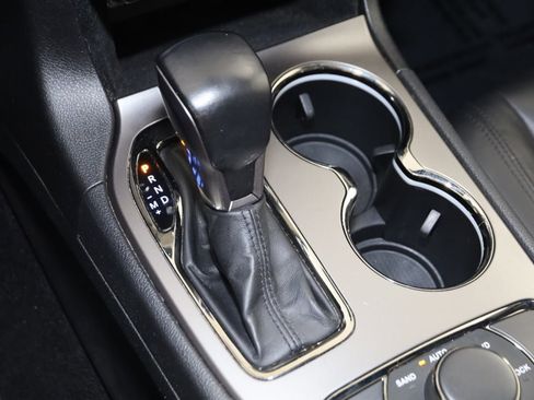 Used 2020 Jeep Grand Cherokee Limited X image 7