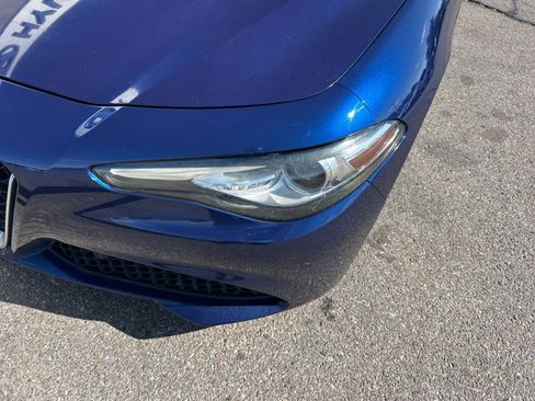 Used 2017 Alfa Romeo Giulia Ti RWD image 10