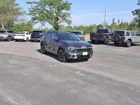 Used 2025 Kia Sportage SX AWD/4WD image 6