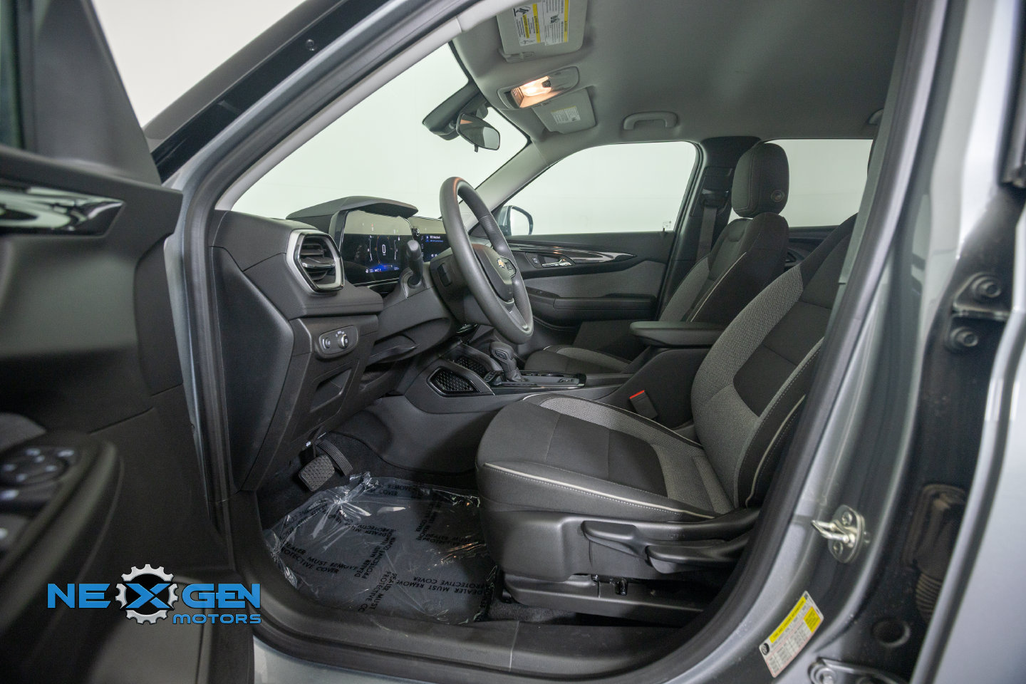 Used 2026 Chevrolet TrailBlazer LT AWD/4WD image 12