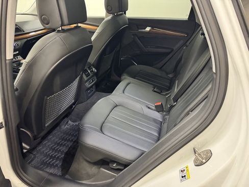 Used 2023 Audi Q5 2.0T Premium w/ Convenience Package image 33