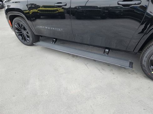 New 2024 Jeep Grand Wagoneer L Series II w/ Quick Order Packagew 28T image 15