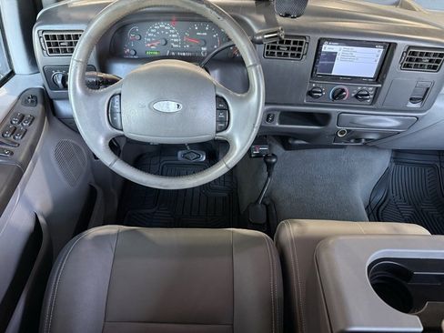Used 2003 Ford F350 XL image 9