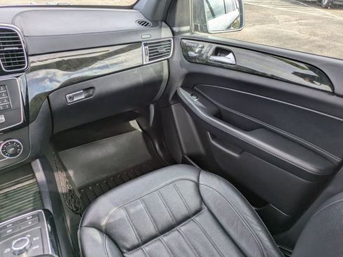 Used 2017 Mercedes-Benz GLS 450 4MATIC image 14