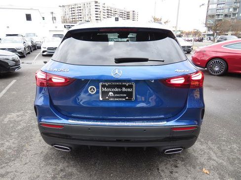 Used 2025 Mercedes-Benz GLA 250 4MATIC image 3