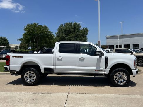 Used 2023 Ford F250 Lariat w/ Lariat Ultimate Package AWD/4WD image 3