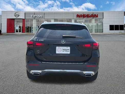 Used 2025 Mercedes-Benz GLA 250 image 6