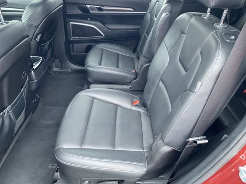 Used 2024 Kia Telluride S w/ S Sunroof Package image 23