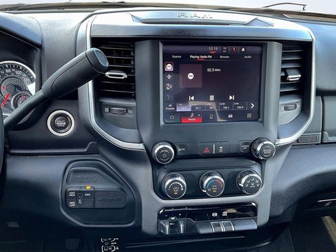 Used 2024 RAM 3500 Big Horn image 32