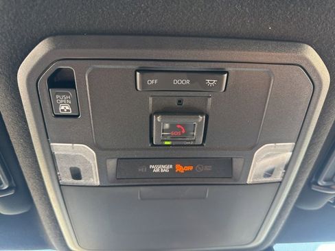 Used 2025 Toyota 4Runner SR5 image 36