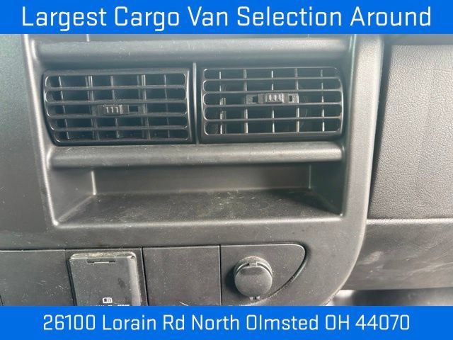 Used 2025 GMC Savana 2500 w/ Driver Convenience Package RWD image 24