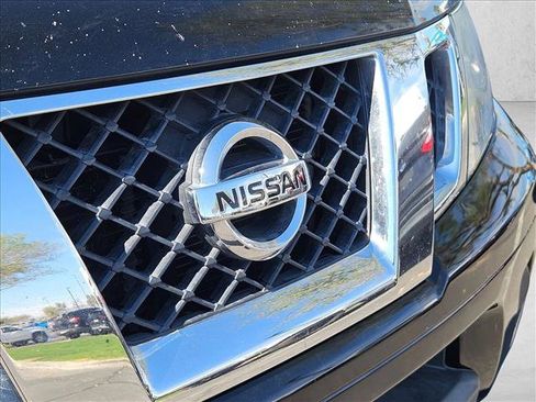 Used 2015 Nissan Frontier SV image 14