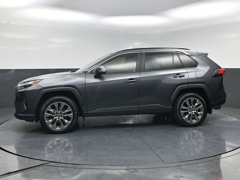 Used 2023 Toyota RAV4 XLE Premium FWD image 3