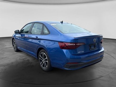 Used 2024 Volkswagen Jetta Sport FWD image 8