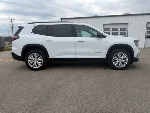 Used 2026 GMC Acadia Elevation w/ Elevation Premium Package AWD/4WD image 4