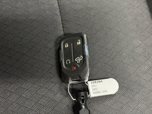 Used 2021 GMC Sierra 1500 Elevation w/ Preferred Package image 37