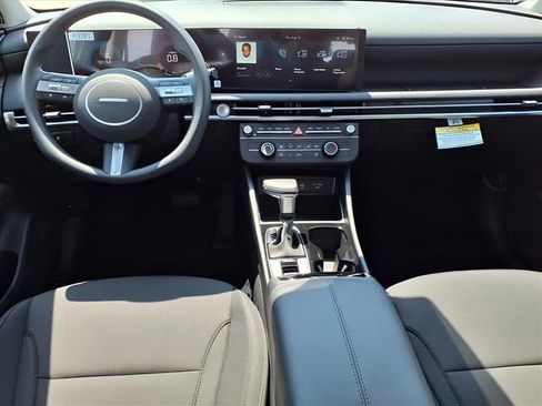 New 2025 Hyundai Tucson SE image 14