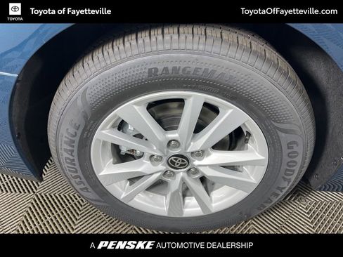 Used 2026 Toyota Camry LE w/ Convenience Package FWD image 16