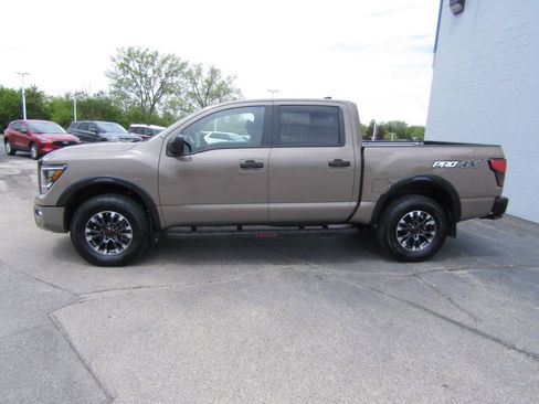 Used 2024 Nissan Titan PRO-4X w/ Pro-4x Utility Package AWD/4WD image 3