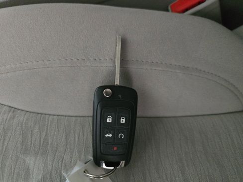 Used 2011 Buick LaCrosse CX FWD image 32
