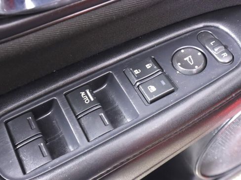 Used 2017 Honda HR-V LX image 23