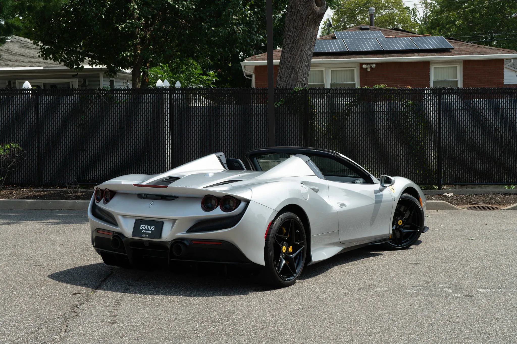 Used 2022 Ferrari F8 Tributo RWD image 58
