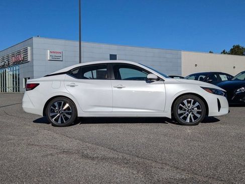New 2025 Nissan Sentra SV w/ SV Premium Package image 3