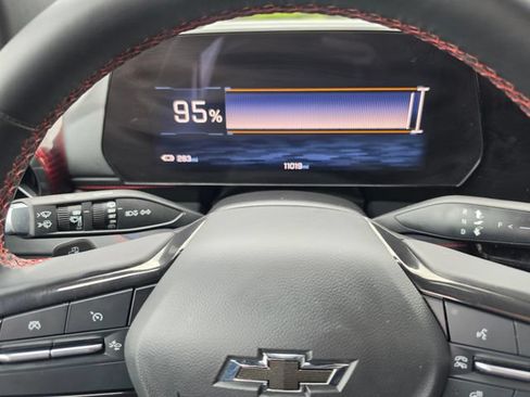 Used 2024 Chevrolet Blazer EV RS AWD/4WD image 33