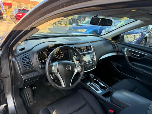 Used 2017 Nissan Altima 2.5 SR image 11