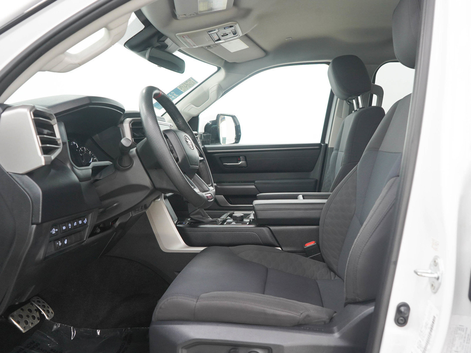 Used 2022 Toyota Tundra SR5 AWD/4WD image 22