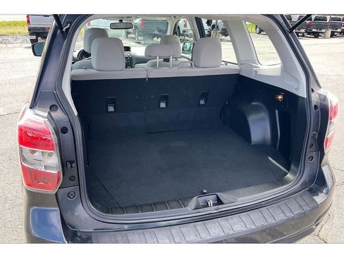 Used 2015 Subaru Forester 2.5i w/ Alloy Wheel Package AWD/4WD image 11