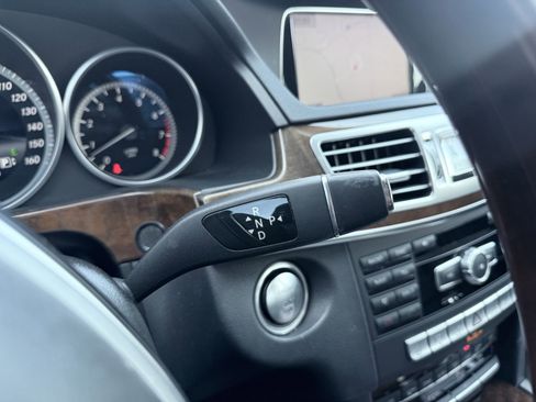 Used 2014 Mercedes-Benz E 350 Sedan image 45