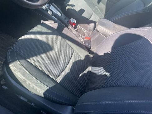 Used 2016 Subaru Forester 2.5i Premium w/ Popular Package #2 image 6