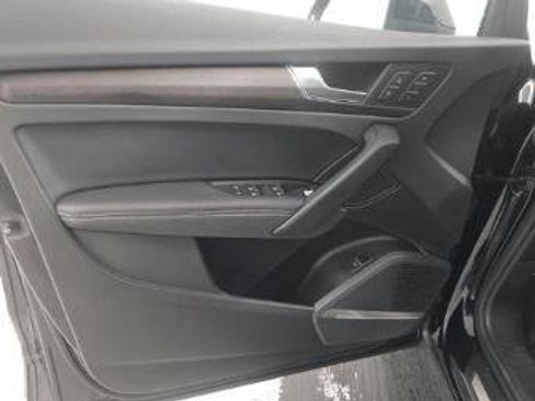 Used 2023 Audi Q5 2.0T Premium Plus w/ Premium Plus Package AWD/4WD image 21