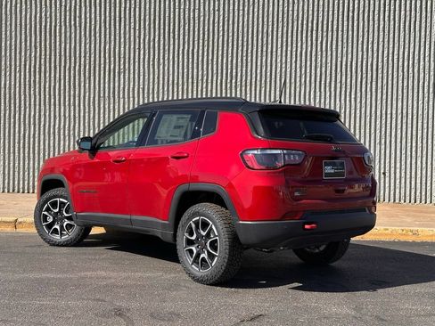 New 2026 Jeep Compass Trailhawk w/ Sun, Sound & Navigation Group AWD/4WD image 3