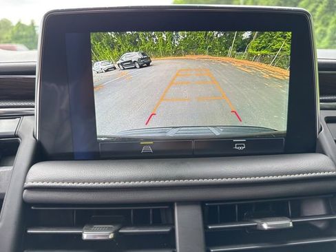 Used 2023 Chevrolet Tahoe Premier AWD/4WD image 19
