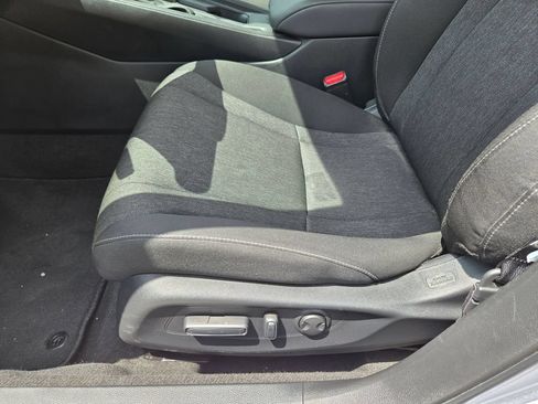 Used 2025 Honda Accord SE image 15