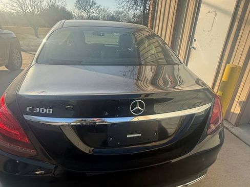 Used 2021 Mercedes-Benz C 300 Sedan image 2