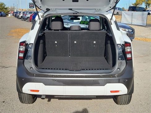 Certified 2025 Nissan Kicks SV w/ Illumination Package image 30