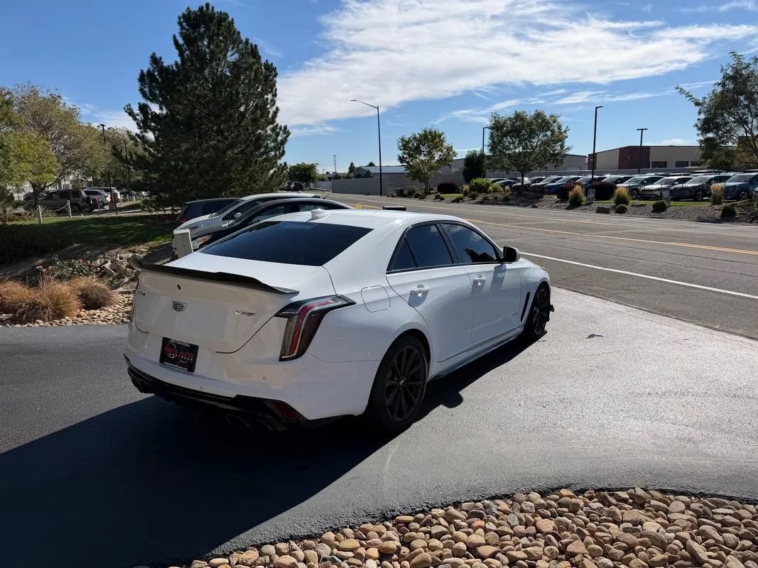 Used 2022 Cadillac CT4 V Blackwing w/ Carbon Fiber 1 Package RWD image 22